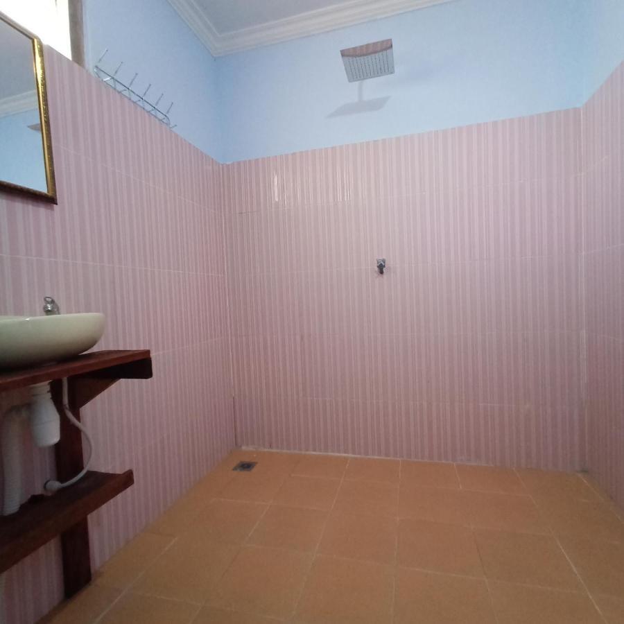 Elisa Homestay Areguling Kuta  Exteriör bild