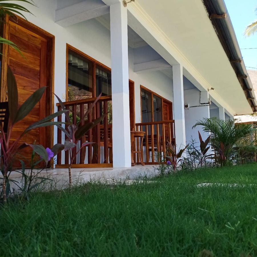 Elisa Homestay Areguling Kuta  Exteriör bild